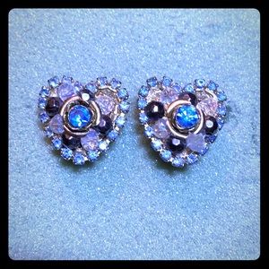 💐 BETSY JOHNSON HEART PIERCED EARRINGS